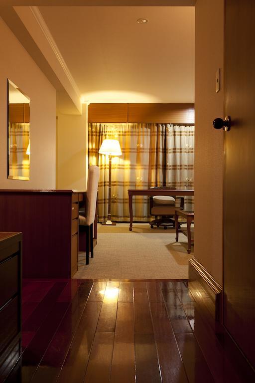 Station Hotel Au Цу Номер фото